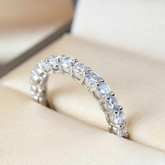 New 925 Sterling Silver Engagement Ring - Picture 4 of 6